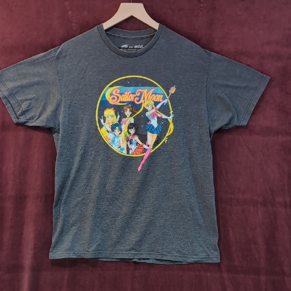 Sailor Moon Scouts Vintage Gray T-Shirt Hot Topic Size L